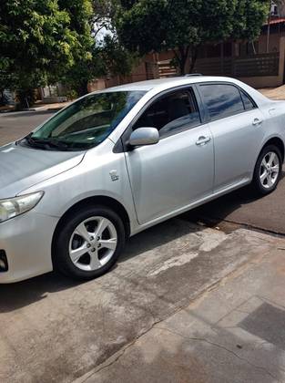 TOYOTA COROLLA 1.8 GLI 16V FLEX 4P AUTOMÁTICO TOYOTA COROLLA 1.8 GLI 16V FLEX 4P AUTOMÁTICO